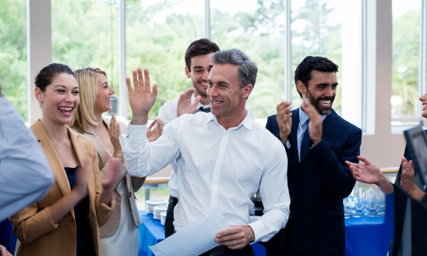 快乐的工作环境터图片